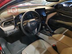 تۆیۆتا کامری